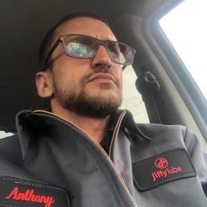 Meet your Posher, Anthony